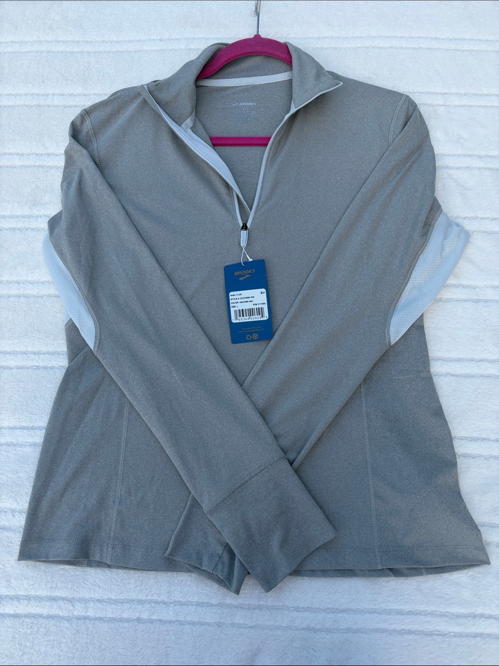 NWT*Brooks Light Gray Quarter-Zip Women or Men Pullover with off white Panels